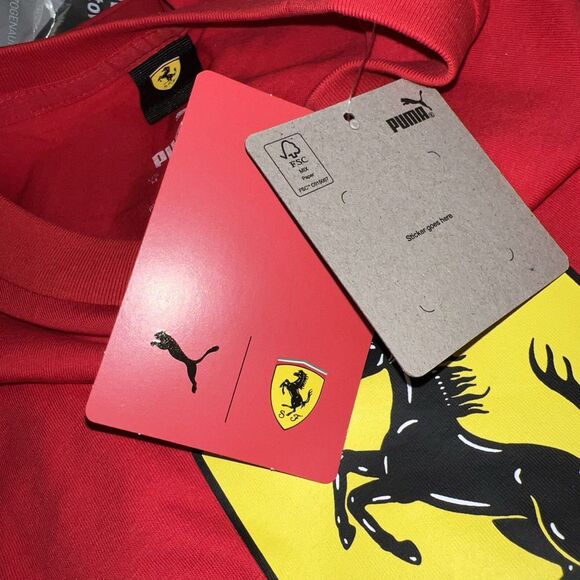 PUMA Men's Red Scuderia Ferrari Race Big Shield Logo T-Shirt NEW Medium - Picture 3 of 5